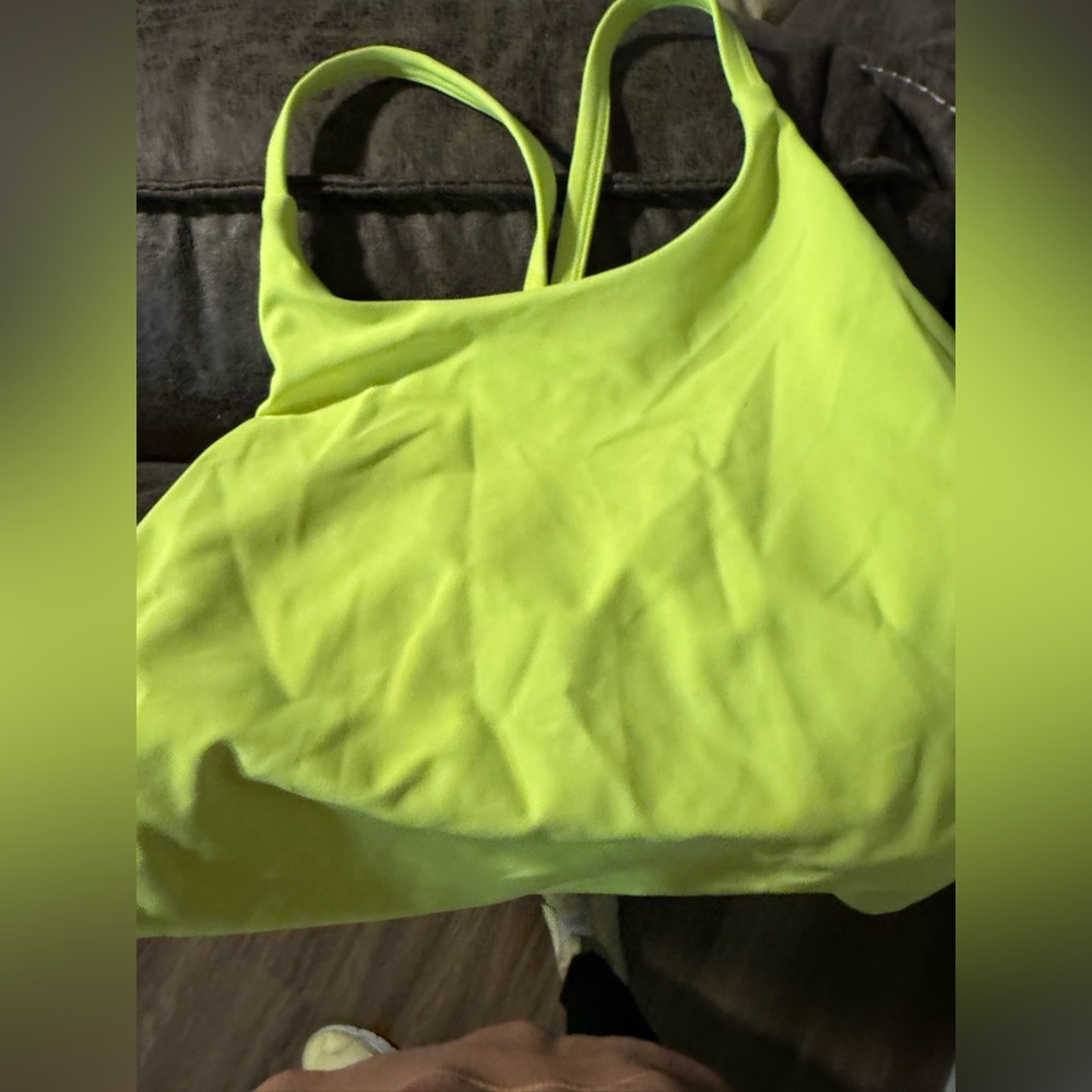 Old Navy Powersoft Crop Top